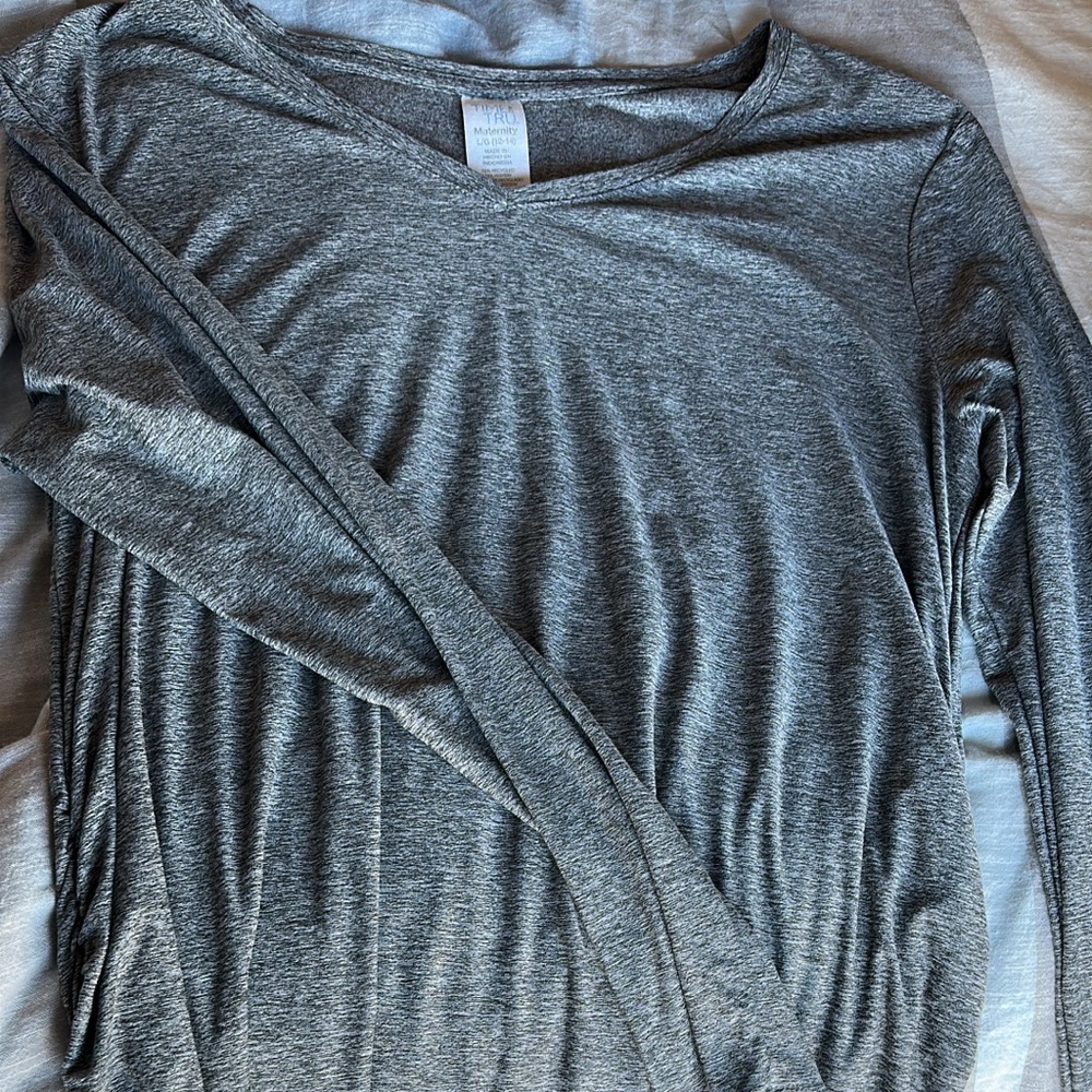 Time and Tru Gray Long Sleeve Top